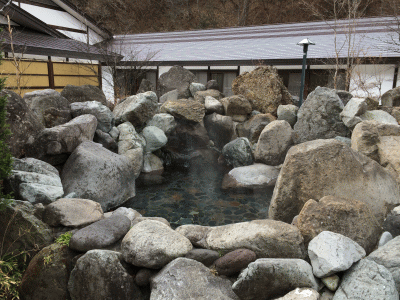 板室温泉
